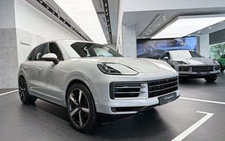 SUV xịn nhất của Porsche khoác áo mới trị giá 260 triệu đồng
