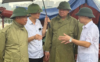 Lãnh đạo Hà Nội, Sở NN-MT thị sát điểm ngập úng do hoàn lưu bão Matmo