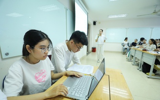 Đào tạo sư phạm phải trở thành khâu đột phá