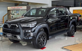 Xe bán tải: Toyota Hilux giảm giá lập tức hút khách, Ford Ranger bán chạy nhất
