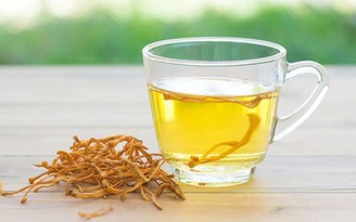 Khám phá 7 công dụng nước đông trùng hạ thảo giúp hội U30 duy trì tuổi trẻ