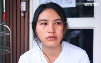 Bé trai nguy cơ mất ánh sáng vì ung thư mắt, gia đình kiệt quệ cầu cứu