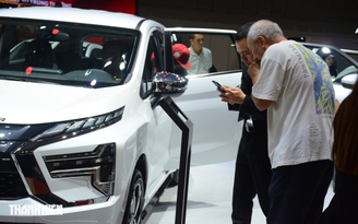 Thị trường ô tô khởi sắc, người Việt ngày càng chuộng 'xe xanh'