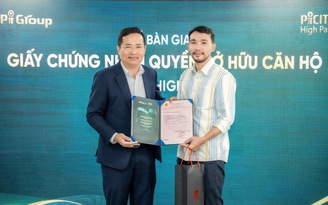 Cư dân Picity High Park nhận bàn giao giấy Chứng nhận quyền sở hữu căn hộ
