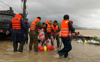 Lũ vượt đỉnh năm 2009, Đắk Lắk đề nghị Quân khu 5 hỗ trợ sơ tán dân