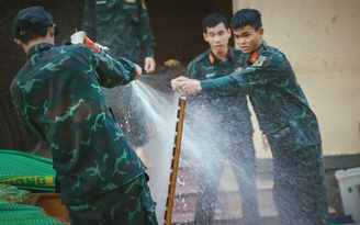 Sư đoàn 2 dốc sức cùng Gia Lai khắc phục hậu quả lũ lụt