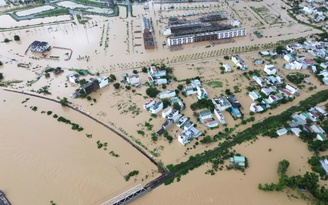 Mưa lũ gây thiệt hại trên 1.000 tỉ đồng, Khánh Hòa kiến nghị hỗ trợ khẩn cấp