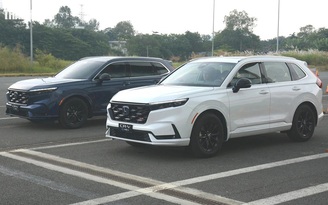 Sắp chuyển sang lắp ráp, Honda CR-V e:HEV nhập Thái Lan bán ‘kèm lạc’ 80 triệu đồng