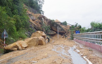 Số người chết do mưa lũ ở Khánh Hòa tăng lên 22 người