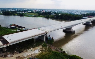 Cầu Bình Gởi vượt sông Sài Gòn thuộc đường Vành đai 3 TP.HCM tăng tốc về đích
