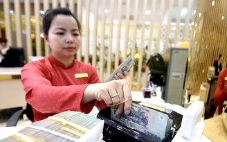 Huy động 'hụt hơi', lãi suất tăng