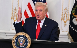 Ông Trump tuyên bố sẽ hủy mọi sắc lệnh do ông Biden ký bằng bút tự động