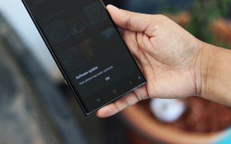 Samsung 'mở' cập nhật One UI 8 trở lại cho dòng Galaxy S23