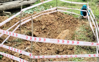 Quảng Trị: Đào đất làm nhà, phát hiện quả bom 340 kg