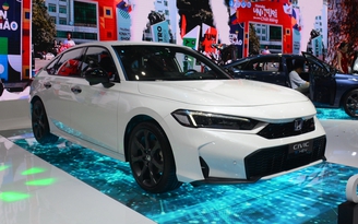 Sedan hạng C dưới 900 triệu: Ô tô Nhật Bản hút khách hơn xe Hàn Quốc