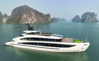 Hành trình 60 triệu dấu chân ở vịnh Hạ Long