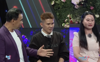 Thợ tóc tiết lộ đam mê đá gà, liền bị cô gái từ chối hẹn hò