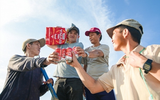 Bivina khoác áo tết mới: Vẫn vị bia êm đằm, vẫn tinh thần miền biển bền bỉ