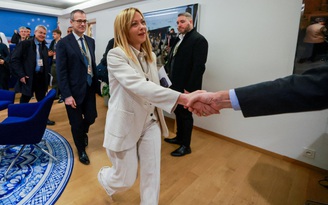 Việc lớn khó thành