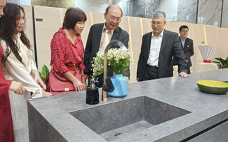 Royal mở rộng hệ thống phân phối đá nung tại miền Nam