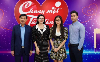 Gia đình doanh nhân Johnathan Hạnh Nguyễn ủng hộ 10 tỉ đồng cho đồng bào miền Trung