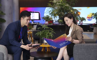 Vikki Bank hỗ trợ tài chính cho bà con vùng lũ