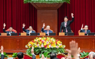 Khai mạc Hội nghị Trung ương 15