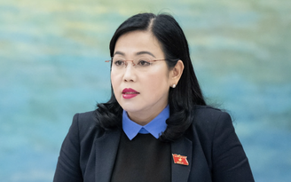 Giá rau xanh tăng mạnh, gây áp lực lớn đến người dân