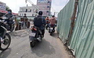 Những công trình để lô cốt quá lâu