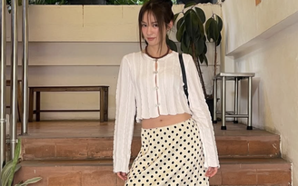 Chân váy midi nhẹ nhàng nhưng đủ tạo dấu ấn thời trang riêng
