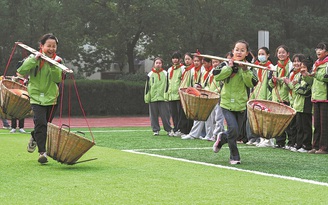 Trung Quốc giảm tải thi cử, mỗi học kỳ chỉ cho kiểm tra một lần