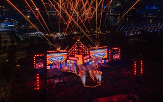 Ẩm thực kết hợp giải trí, ShopeeFood làm mới cuộc chơi đặt món trực tuyến 2025