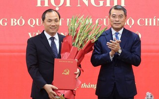 Tổng biên tập Tạp chí Cộng sản làm Phó trưởng ban Tổ chức T.Ư