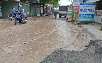 Đường xuống cấp nặng