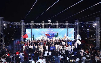 Singular Signature - Chuyến hải trình ‘độc bản’ khởi động nhà phố vườn ven sông THE SOLIA