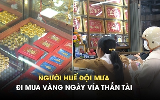 Người Huế đội mưa rét đi mua vàng ngày vía Thần tài: Sưu tầm mỗi năm 1 con giáp