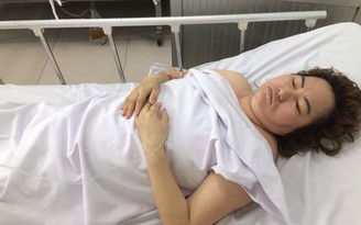 Chồng tìm cách cứu vợ viêm màng não ở Chợ Rẫy, túi không có nổi 500.000 đồng