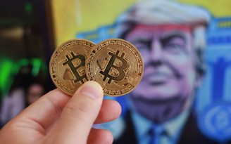 Ông Donald Trump vừa 'thổi bay' vị thế thống trị của Bitcoin