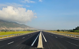 Đại tướng Phan Văn Giang dự lễ thông xe cao tốc Biên Hòa - Vũng Tàu