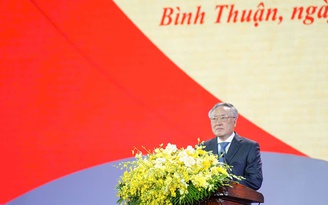 Long trọng mít tinh kỷ niệm 50 năm ngày Giải phóng quê hương Bình Thuận