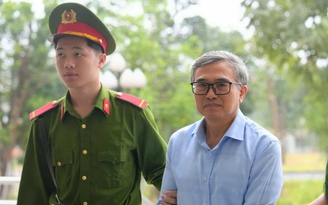 Cựu thứ trưởng Hoàng Quốc Vượng hầu tòa trong 'đại án' điện mặt trời