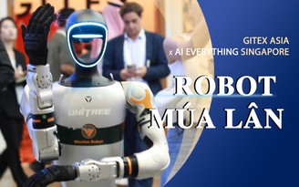 Robot mở màn triển lãm công nghệ và startup lớn nhất châu Á