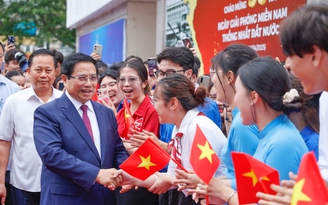 Thủ tướng: Đổi mới sáng tạo, chuyển đổi số để đạt 2 mục tiêu 100 năm