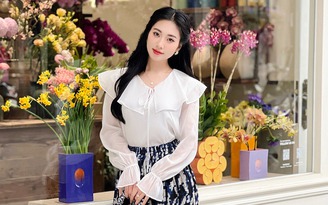 Từ nàng thơ dịu dàng đến quý cô sành điệu với trang phục vải voan
