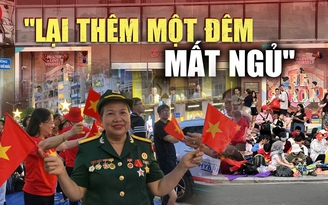 Chấp nhận thêm một đêm mất ngủ, 'hội chị em' đi thật sớm quyết tâm xem diễu binh