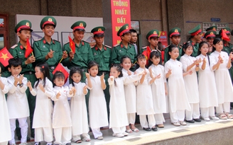 Tái hiện thời khắc lịch sử 2 đoàn tàu Thống Nhất hội ngộ tại ga Đà Nẵng