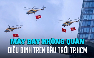 Sáng 30.4, ngắm nhìn TP.HCM từ máy bay của Quân chủng Phòng không - Không quân
