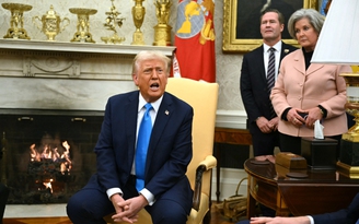 Ông Trump sa thải hàng loạt quan chức an ninh quốc gia