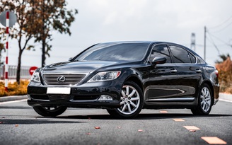 'Xe chủ tịch' Lexus LS460L dùng 18 năm giá rẻ hơn Toyota Vios mới