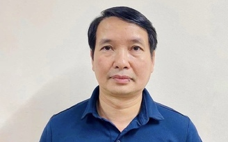Cựu Phó chủ nhiệm Văn phòng Quốc hội bị cáo buộc trục lợi 750 triệu đồng